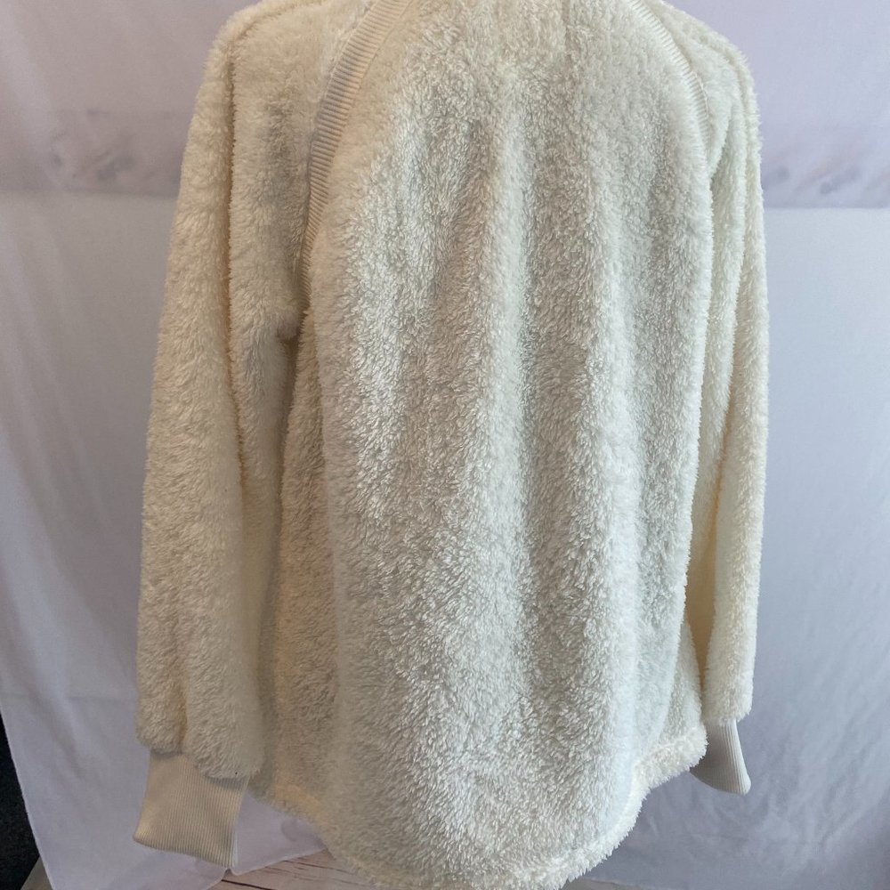 SOLD Old Navy Winter White Fleece Mock Neck Long Sleeve Top NWOT - Picture 7 of 15